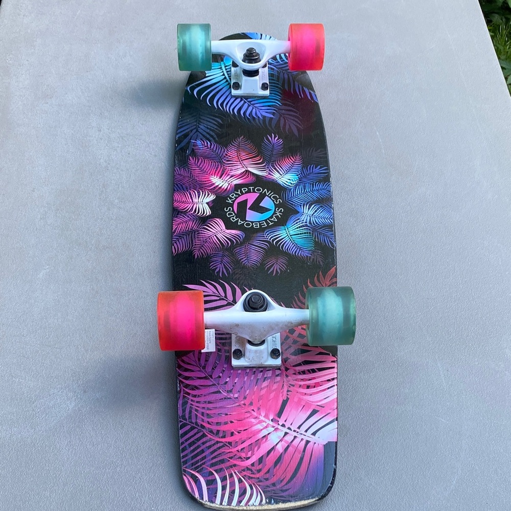 Kids Cruiser Skateboard in Pink & Teal with Leaf Graphic